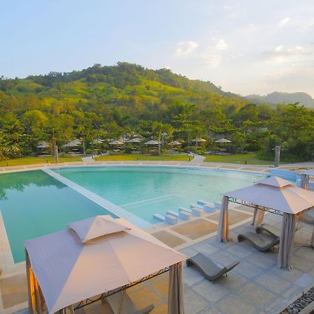 Green Canyon Leisure Farms Clark Field المظهر الخارجي الصورة