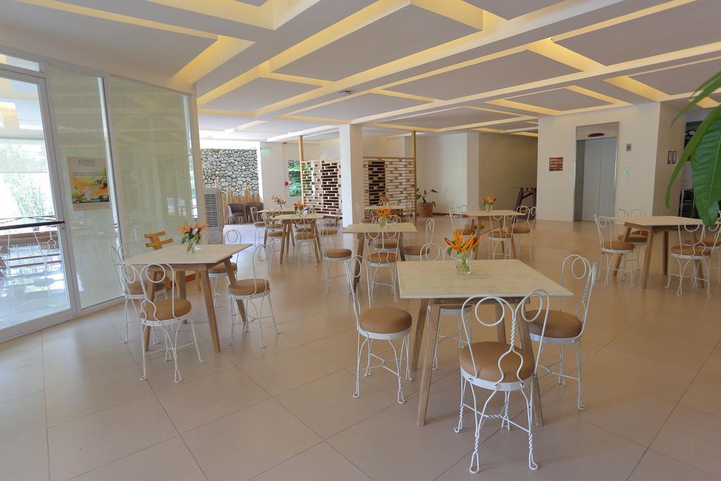 Green Canyon Leisure Farms Clark Field المظهر الخارجي الصورة