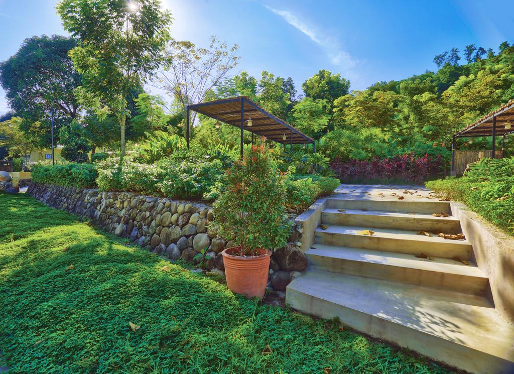 Green Canyon Leisure Farms Clark Field المظهر الخارجي الصورة