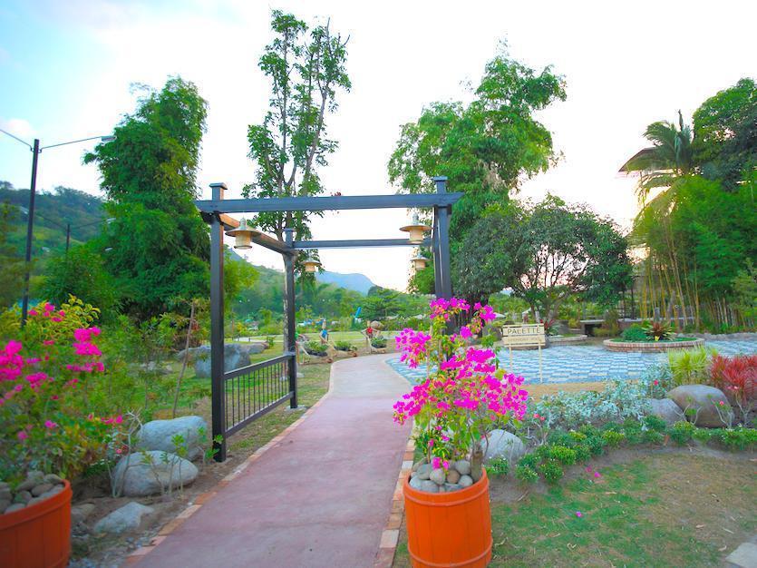 Green Canyon Leisure Farms Clark Field المظهر الخارجي الصورة