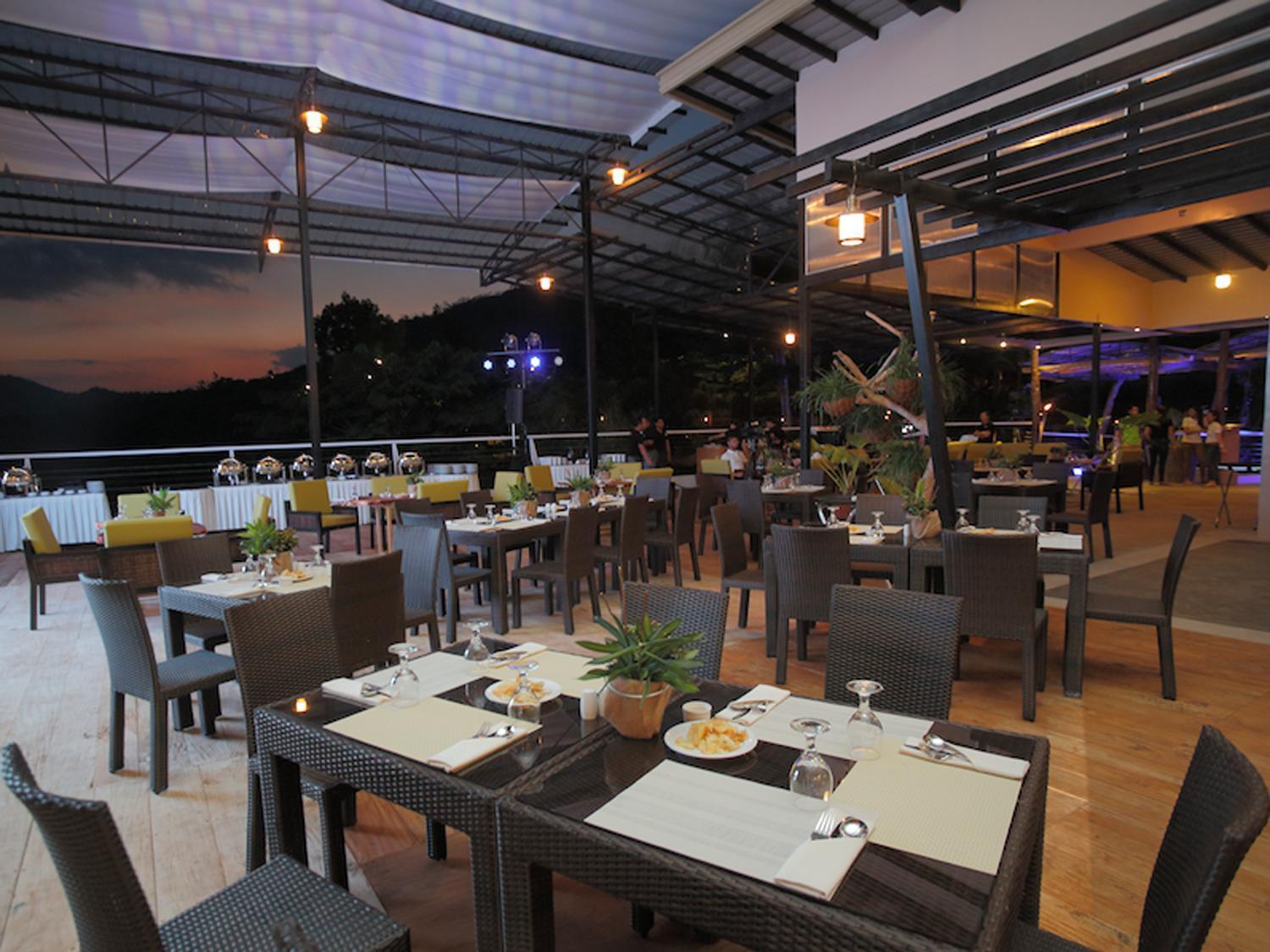 Green Canyon Leisure Farms Clark Field المظهر الخارجي الصورة