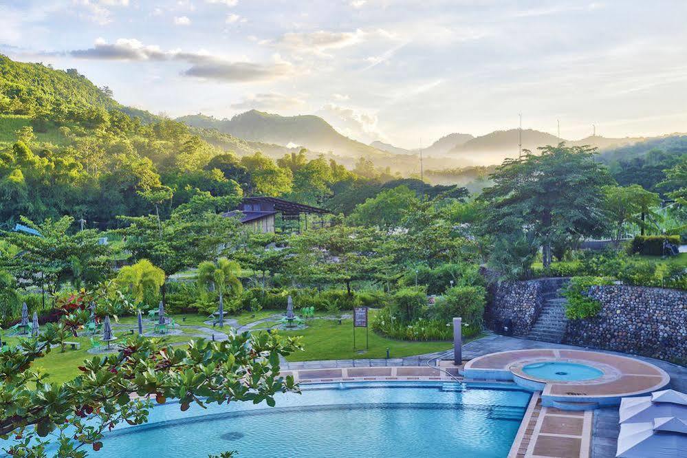 Green Canyon Leisure Farms Clark Field المظهر الخارجي الصورة