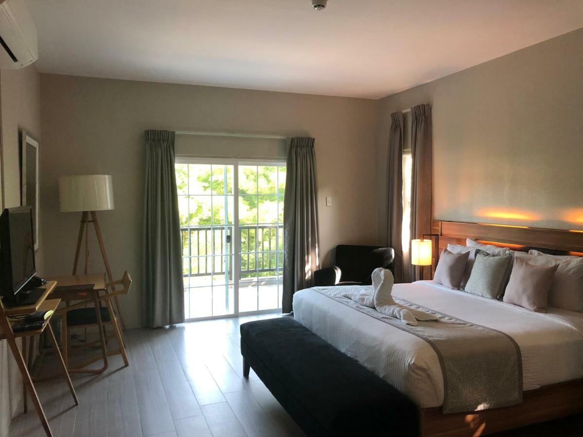 Green Canyon Leisure Farms Clark Field المظهر الخارجي الصورة