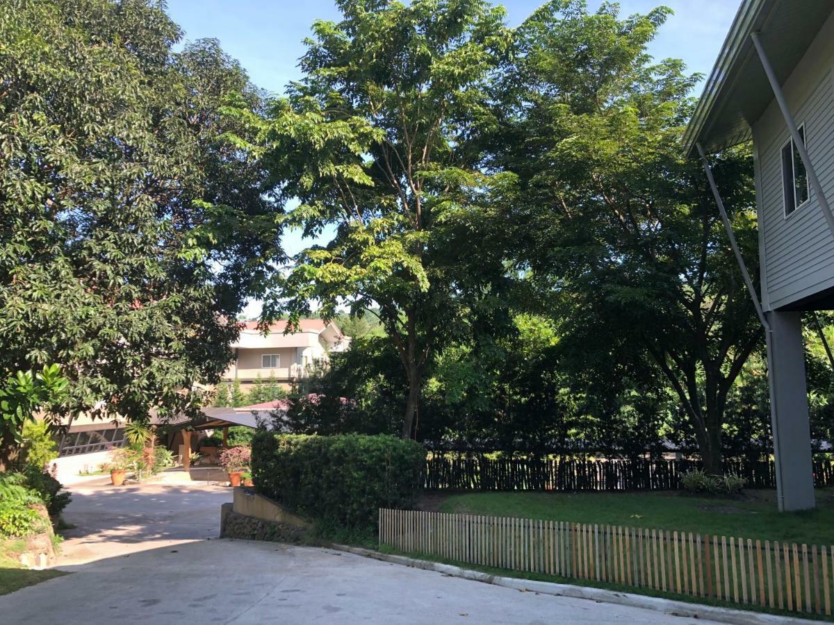 Green Canyon Leisure Farms Clark Field المظهر الخارجي الصورة