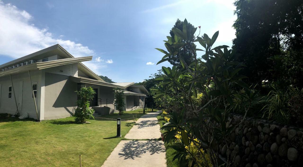 Green Canyon Leisure Farms Clark Field المظهر الخارجي الصورة